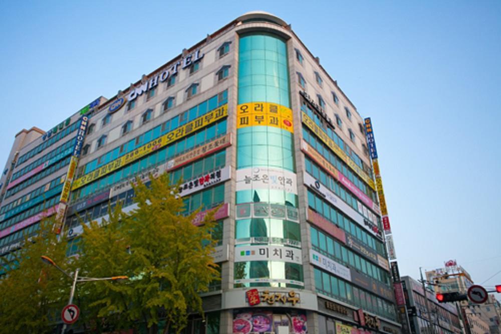 Cnn Hotel Changwon Eksteriør bilde